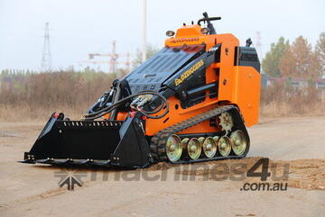 Mini Skid Steer Loader INCLUDING 4in1 Bucket - Powerful 35hp Diesel Kubota Engine / 600kg Load
