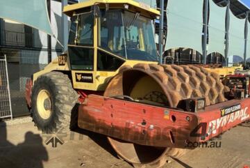 Dynapac CA302PD Padfoot Roller